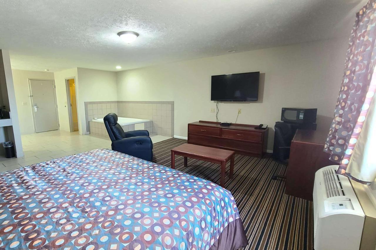 Desoto Inn & Suites Missouri Valley Екстер'єр фото