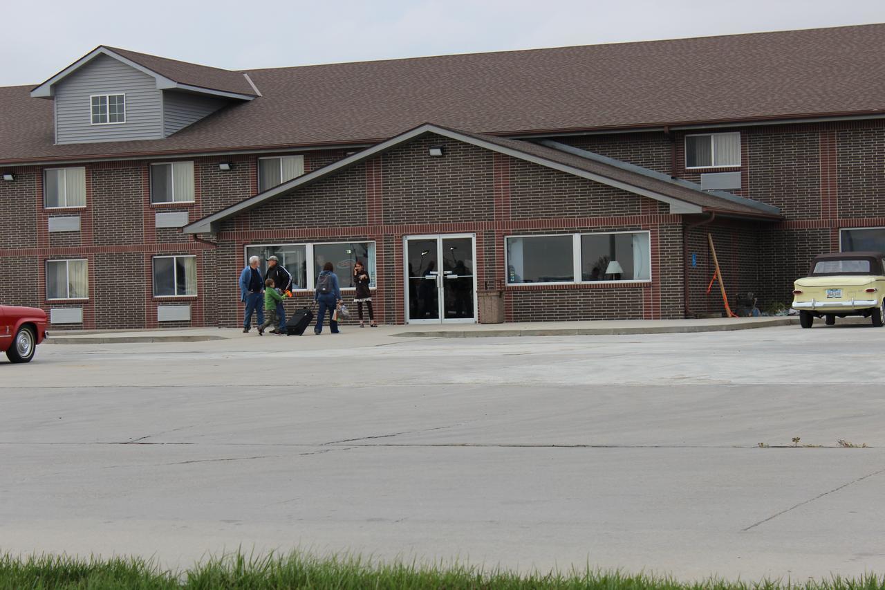 Desoto Inn & Suites Missouri Valley Екстер'єр фото