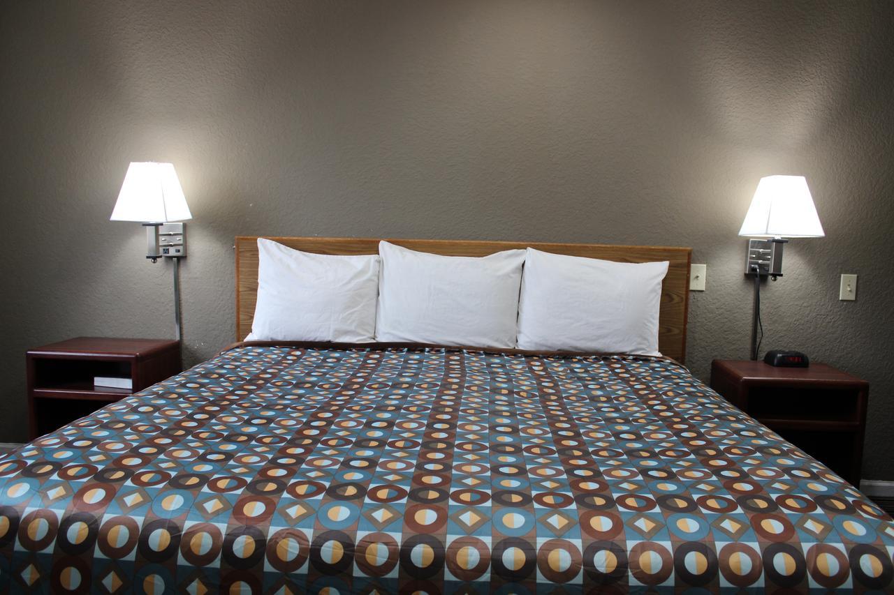Desoto Inn & Suites Missouri Valley Екстер'єр фото