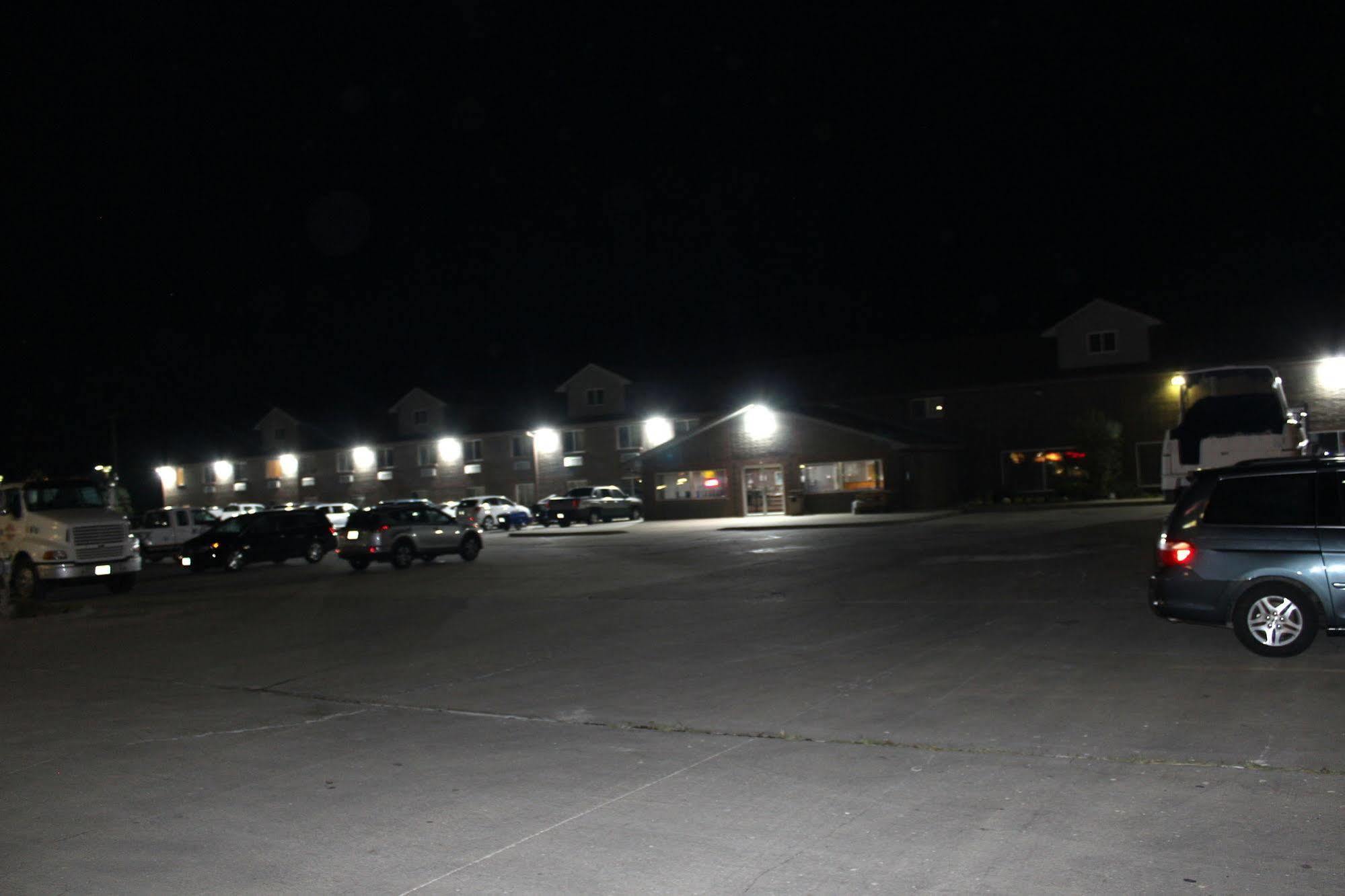 Desoto Inn & Suites Missouri Valley Екстер'єр фото
